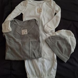 Burt's Bees Baby Gowns